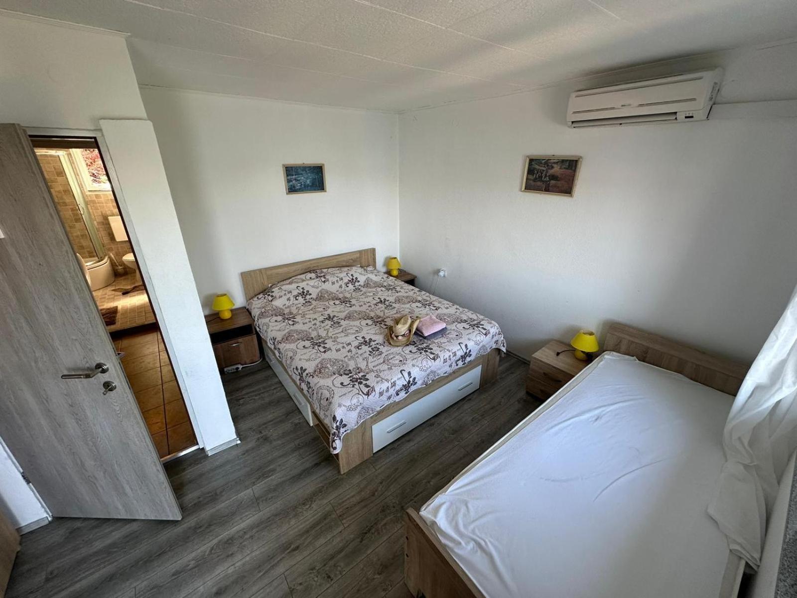 Apartment Mip Tisno Buitenkant foto