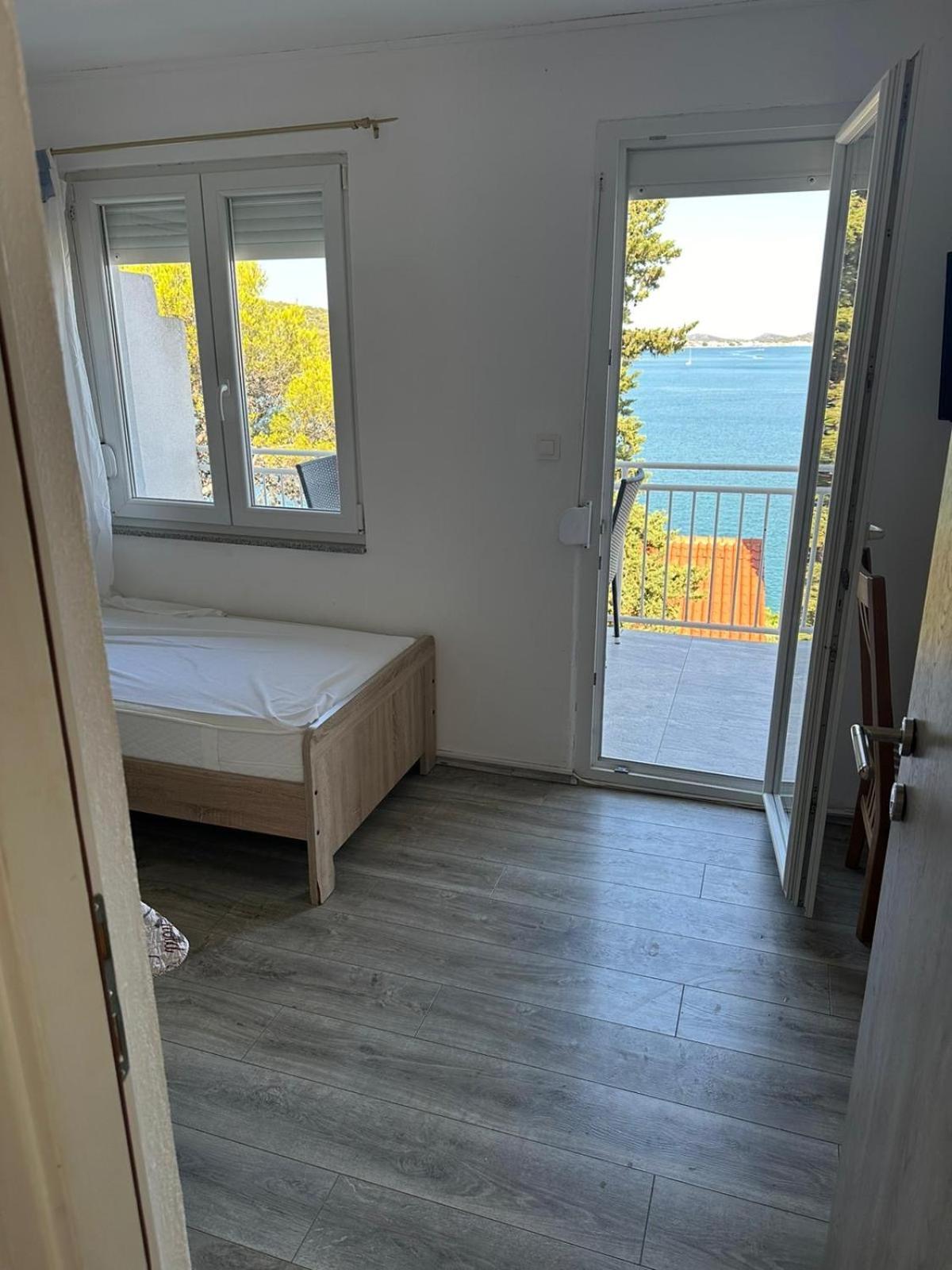 Apartment Mip Tisno Buitenkant foto