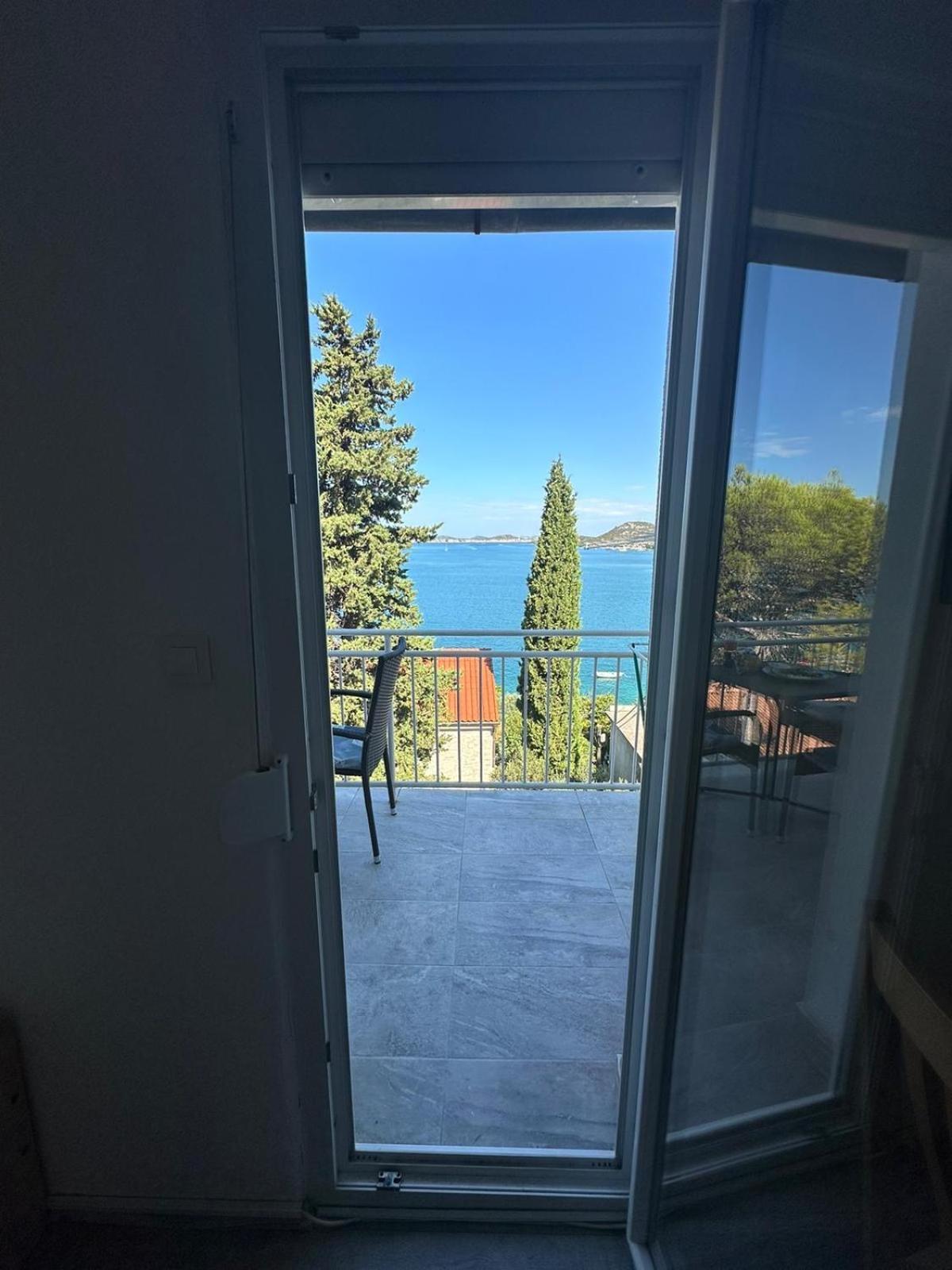 Apartment Mip Tisno Buitenkant foto