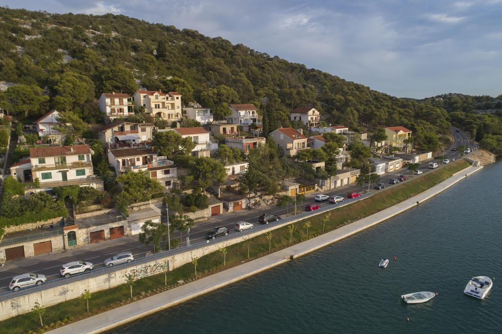 Apartment Mip Tisno Buitenkant foto